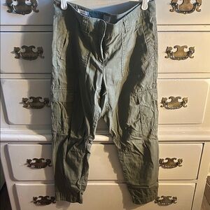 LOFT Outlet Women’s Olive Cargo Jogger, Size 4P